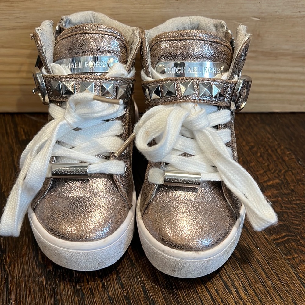 🩷SOLD🩷Michael Kors high top toddler sneaker